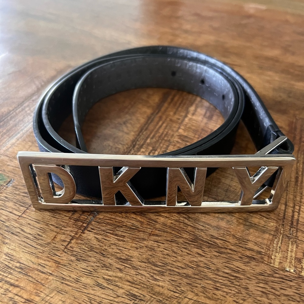 DKNY black belt